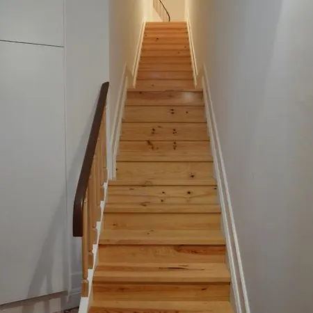 Old In New * Πόρτο