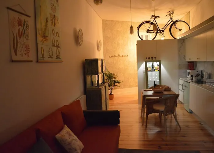 Апартаменты Old In New Порту