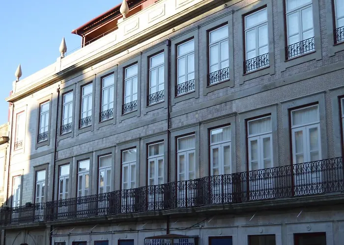 Old In New Apartmán Porto